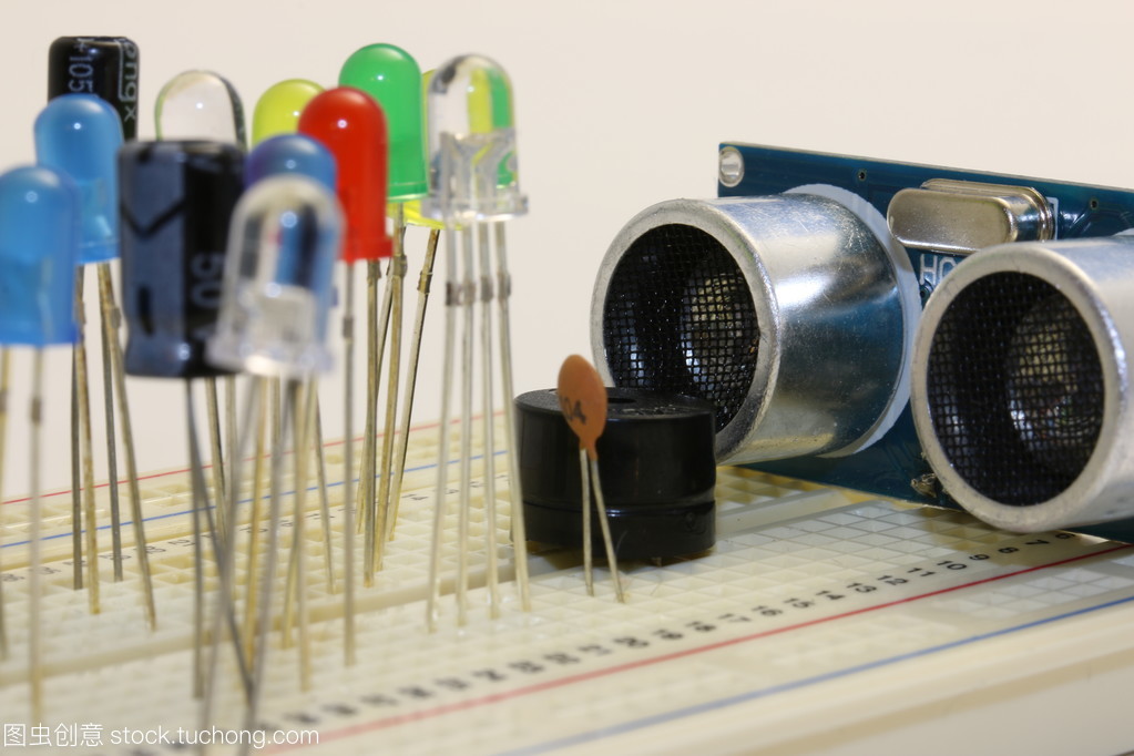 探索Arduino DIY的無限可能 電子元器件的必備指南